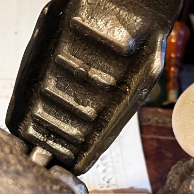 Salamandre - Mâche-bouchon de pharmacie en bronze - XIXème siècle