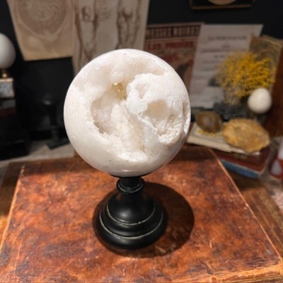 Agate geode sphere - Madagascar - Natural colours