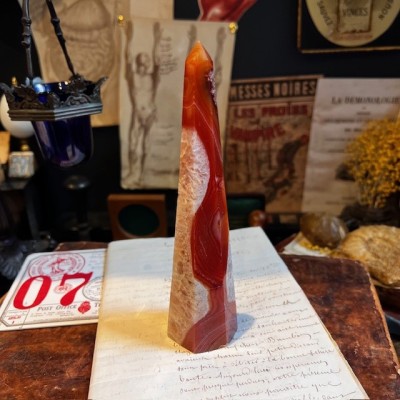 Obélisque d'Agate Sardonyx - Agate rubanée