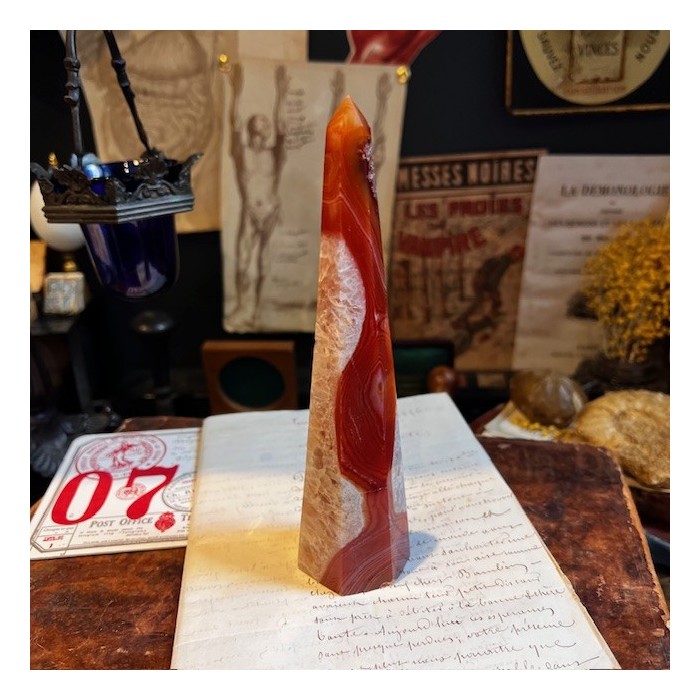 Sardonyx Agate Obelisk - Banded agate