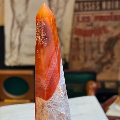 Sardonyx Agate Obelisk - Banded agate
