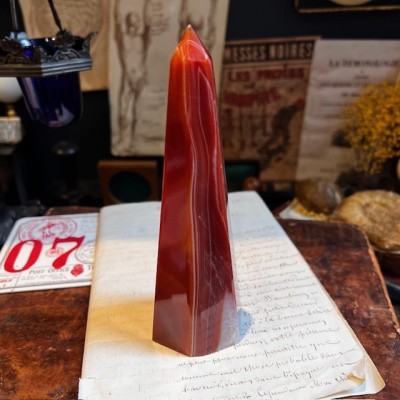 Sardonyx Agate Obelisk - Banded agate