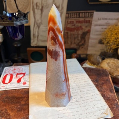 Sardonyx Agate Obelisk - Banded agate