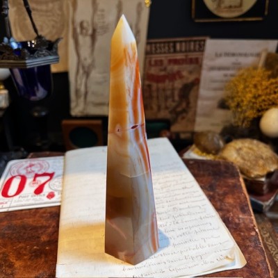 Sardonyx Agate Obelisk - Banded agate