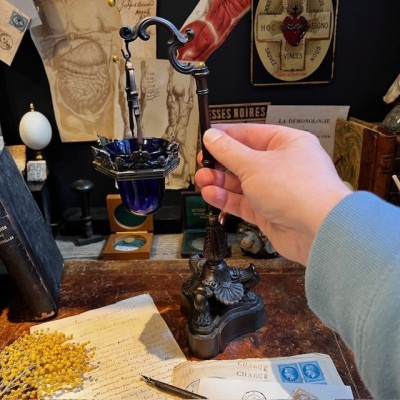 Veilleuse de table à suspension d'époque Louis-Philippe - Verre bleu