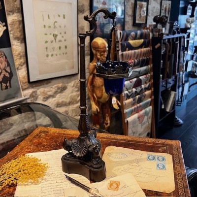 Veilleuse de table à suspension d'époque Louis-Philippe - Verre bleu