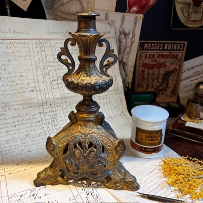 Tripod Torch Holder - Napoleon III - Troubadour style in brass