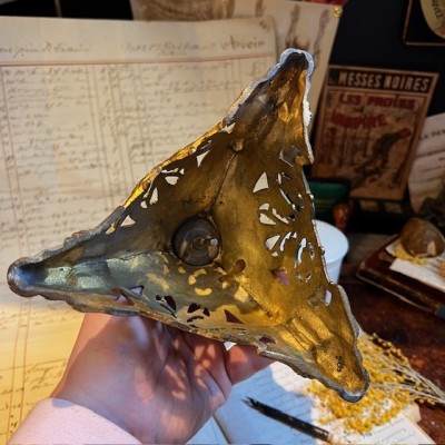 Tripod Torch Holder - Napoleon III - Troubadour style in brass