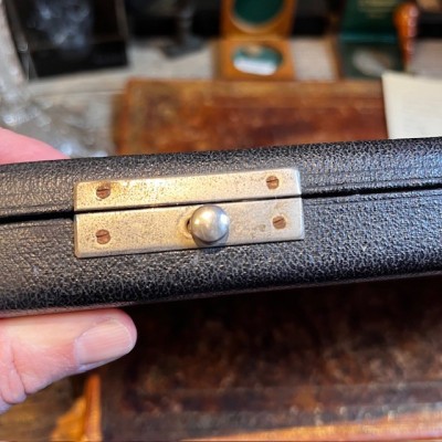 Antique storage box for glass eyes in blue felt - 50 compartments