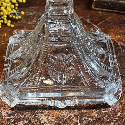 Antique glass oil lamp in pressed molded glass - Provence - 19th