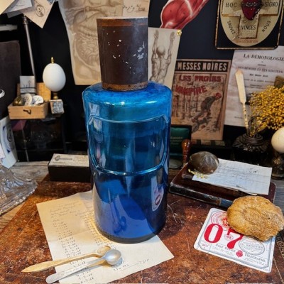Grand Flacon de pharmacie en verre bleu cobalt- Apothicaire - XIXème