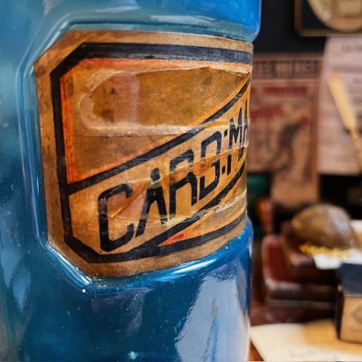 Magnesium Carbonate - Antique Cobalt blue glass apothecary jar - Pharmacy