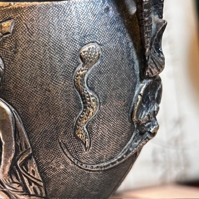 Pyrogène - Porte-allumettes - 1900 à motif de chauve-souris - Bronze