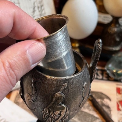 Pyrogen - Antique matchholder - Bat motif - Bronze - 1900