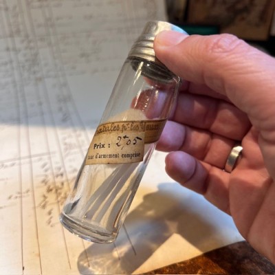 Tube of eye spatulas - 1940s - Vintage pharmacy bottle - Apothecary