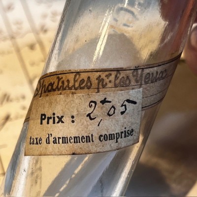 Tube of eye spatulas - 1940s - Vintage pharmacy bottle - Apothecary