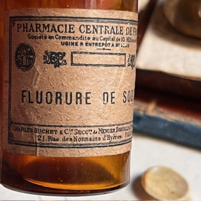 Fluorure de sodium - Flacon ancien de pharmacie-Apothicaire
