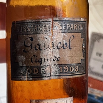 Gaïacol liquide - CODEX 1908 - DANGEROUS - Vintage pharmacy bottle