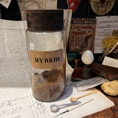 Myrrh - Vintage pharmacy bottle - Apothecary