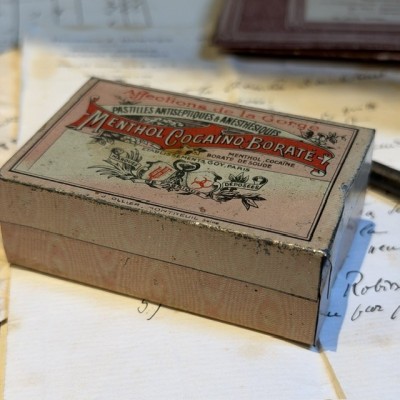 Box of cocaine lozenges from 1900 – MBC – Menthol Cocaïno Boraté