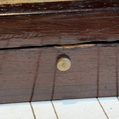 Boîte de salon Napoléon III en bois de rose et marqueterie - Dominos