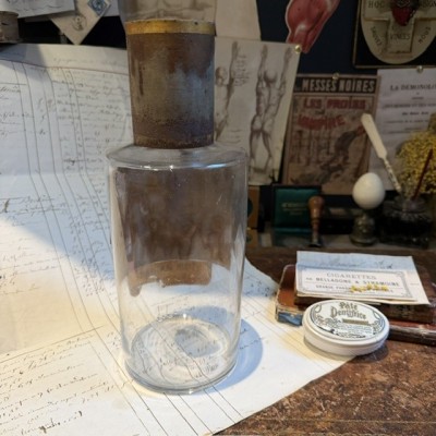 Eau de Botot - Tooth-cleansing Elixir - 19th century pharmacy bottle