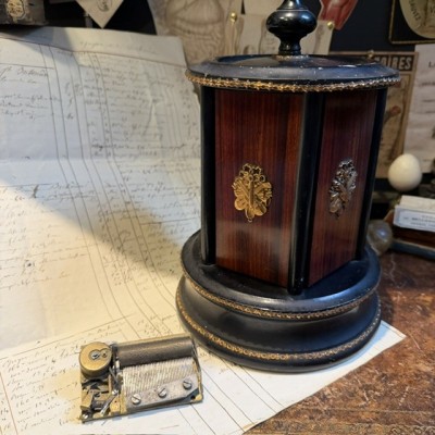 Mechanical cigar dispenser - Cylindrical cigar box - Napoleon III period