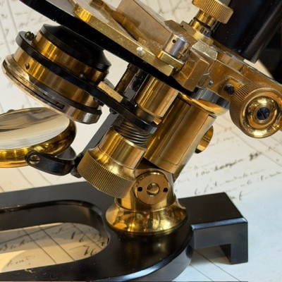 Stiassnie Microscope Paris - Laboratory microscope - Circa 1905–1908