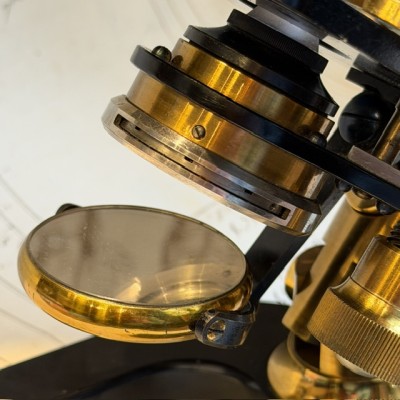 Stiassnie Microscope Paris - Laboratory microscope - Circa 1905–1908