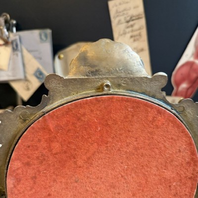 Miroir psyché de table en laiton - Putti et rocaille - Fin XIXème