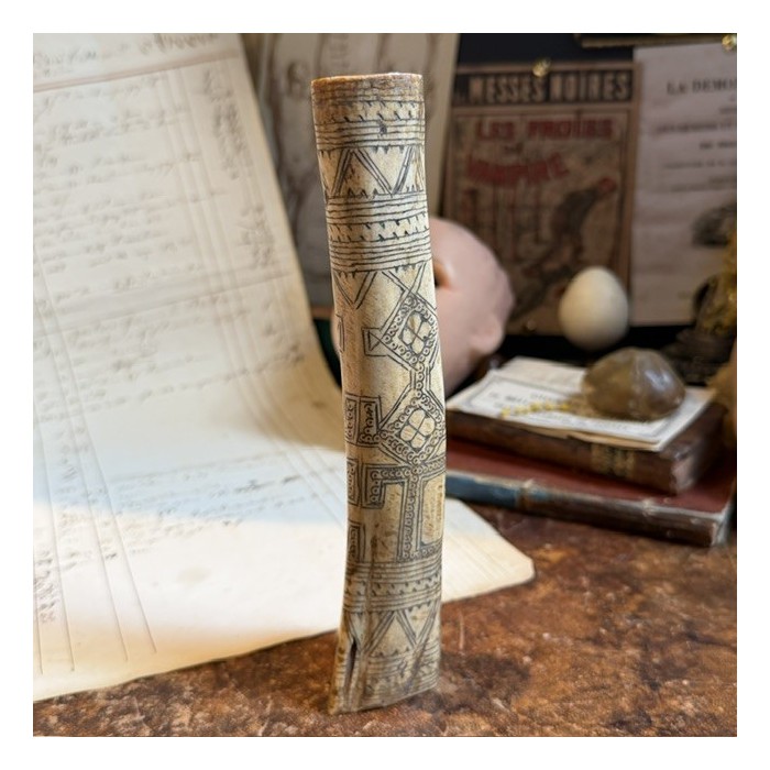 Étui à Aiguilles Sami (Nallugoat) - Artisanat populaire Laponie XIXème