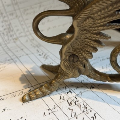 Bougeoir Griffon ou Dragon - Rat de cave en laiton massif