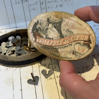 Wick night light - Veilleuse au Cœur -  Bullot Paris - Cardboard box