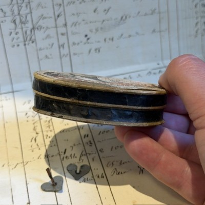 Wick night light - Veilleuse au Cœur -  Bullot Paris - Cardboard box