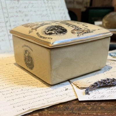 20th-century earthenware box - Vintage - Lotion with Spanish Leather