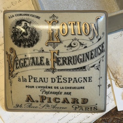 Boîte en faïence du XXème siècle - Vintage - Lotion la Peau d’Espagne