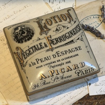Boîte en faïence du XXème siècle - Vintage - Lotion la Peau d’Espagne