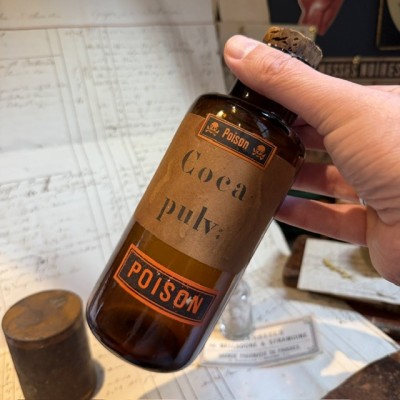 Poudre de Coca - POISON - Flacon ancien de pharmacie - Drogue Cocaïne