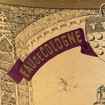 Eau de Cologne du Mont St Michel - Flacon bleu Pharmacie - Apothicaire