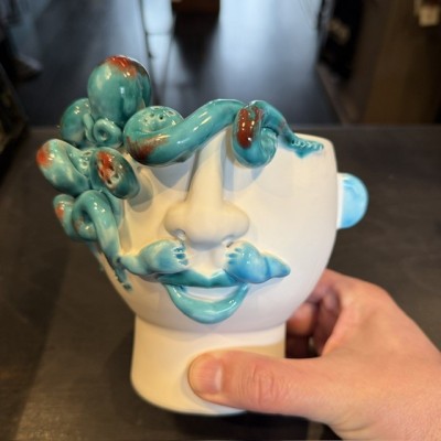 Salvo Little Head by Patrizia Italiano – Octopus – Handmade white ceramic from Sicily – Plant pot – Vase