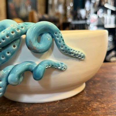 Cup by Patrizia Italiano – Octopus – Handmade white ceramic from Sicily
