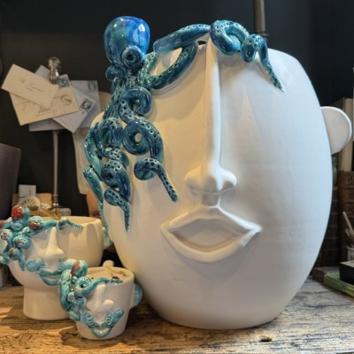 Large decorative vase Salvo by Patrizia Italiano – Octopus – Handmade white ceramic from Sicily
