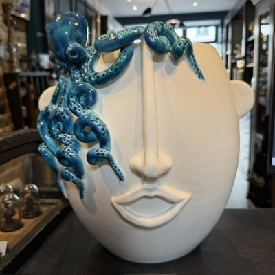 Large decorative vase Salvo by Patrizia Italiano – Octopus – Handmade white ceramic from Sicily