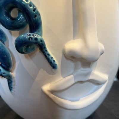 Large decorative vase Salvo by Patrizia Italiano – Octopus – Handmade white ceramic from Sicily