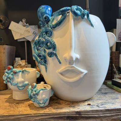 Large decorative vase Salvo by Patrizia Italiano – Octopus – Handmade white ceramic from Sicily