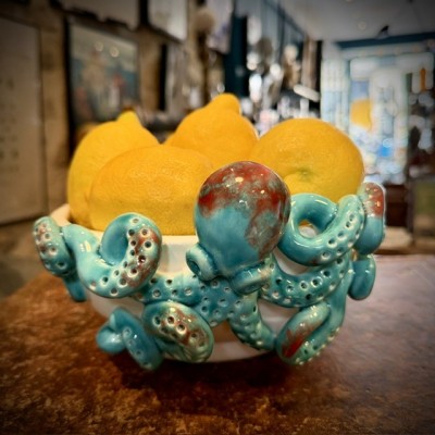 Cup by Patrizia Italiano – Octopus – Handmade white ceramic from Sicily