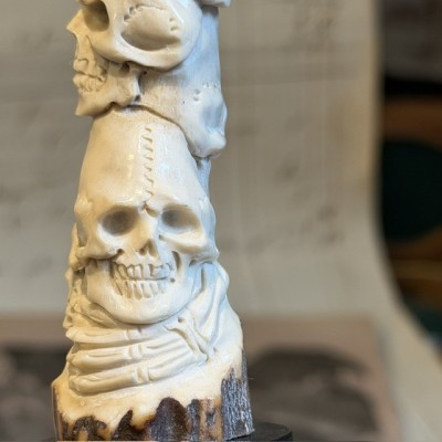 Deer antler wood sculpture - Totem Skulls on pedestal