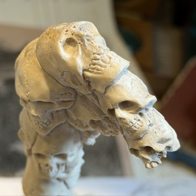 Deer antler wood sculpture - Totem Skulls on pedestal