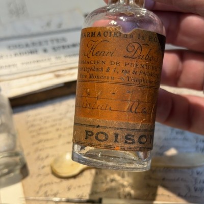 Teinture d'Aconit - Tue-Loup - Poison - Flacon ancien de pharmacie