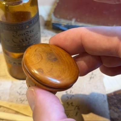 Calomel Powder - Mercury - POISON cabinet - Antique pharmacy bottle